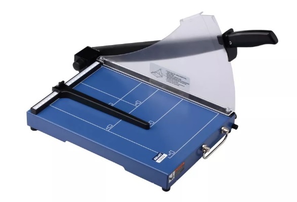 13024. Guillotina  Metálica Kw-Trio. 13024 15H. (42.5×30.5cm)